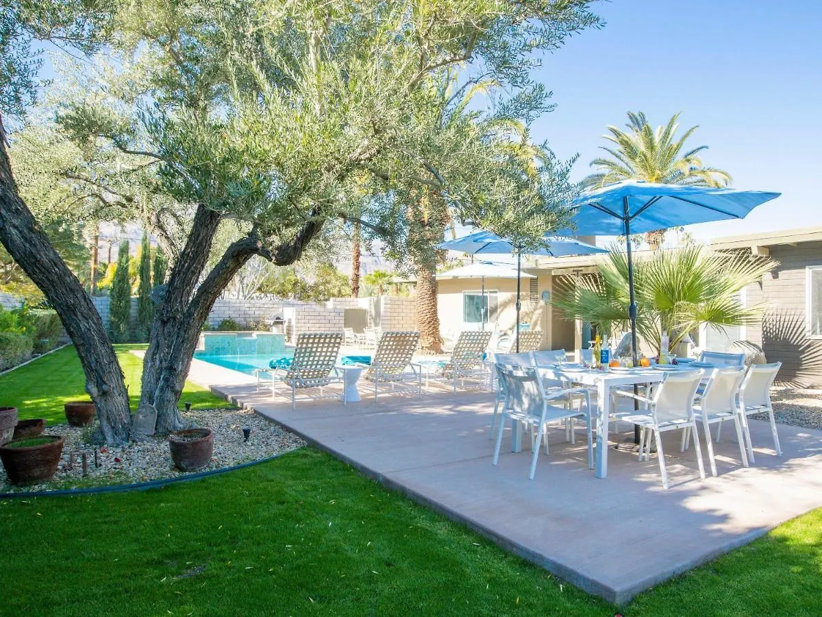 Canary Palms By Acme House Company Palm Springs 0*,
